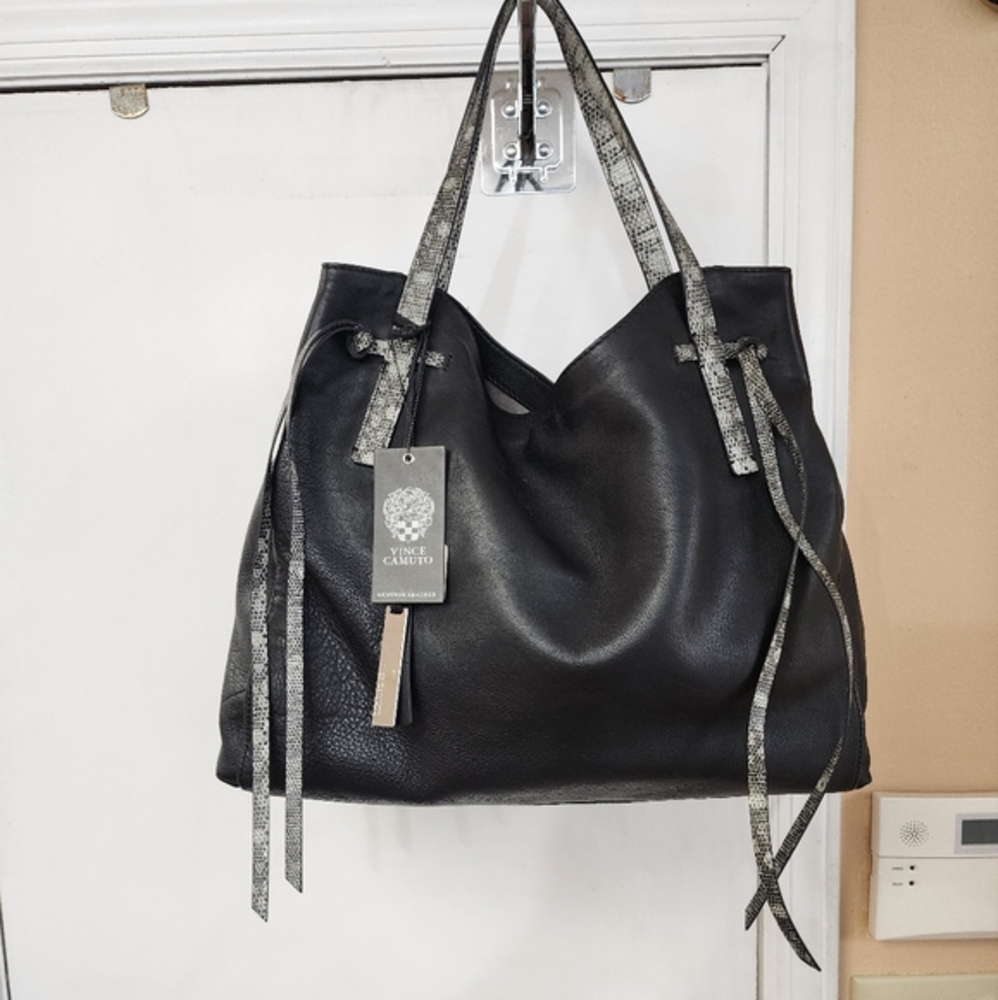 Vince Camuto  100 % Leather Large Tote  BAG HANDBAG.NWT